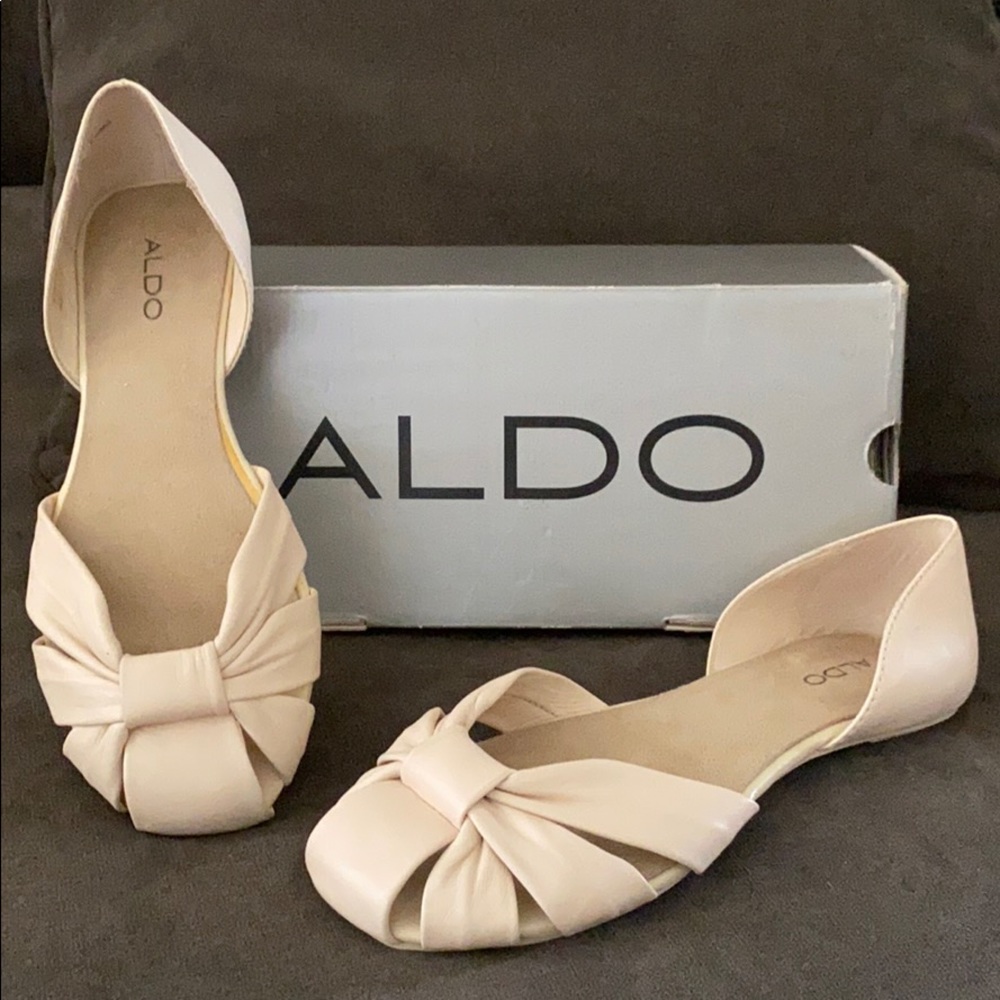 ALDO “Greasby” Cream Flats - Size 10 (Euro 40)
